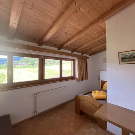 Zirmer Luft Apartment Castelrotto